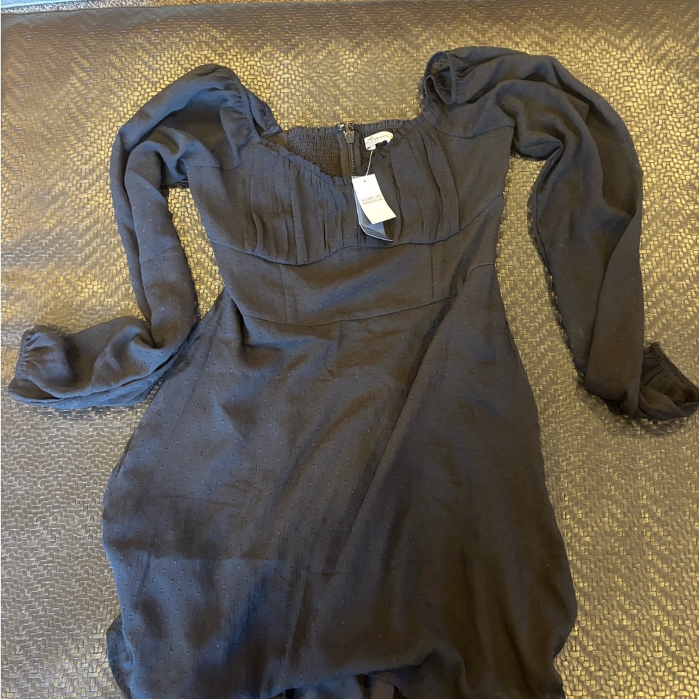 Elegant Black Long-Sleeve Dress